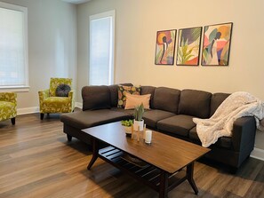 TV connectée, livres, imprimantes