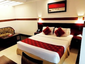 Deluxe Double Room, Balcony, Sea View - The Sea Princes Hotel (Cox's Bazar)