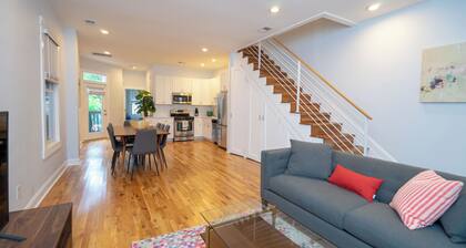Modern 4BR Columbia Heights Gem Walk 2 Metro & Shops with Parking