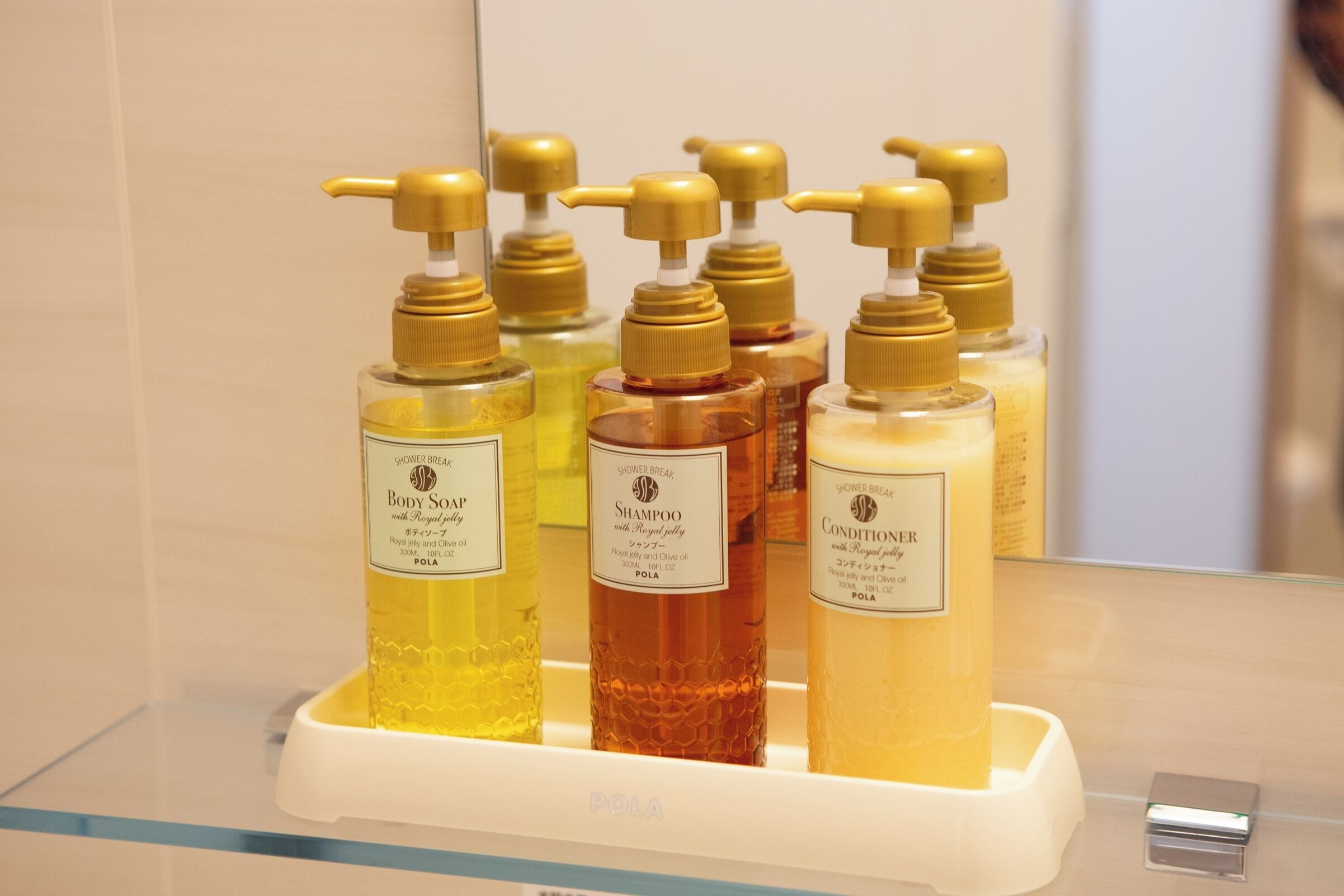 Escritorio, espacio para trabajar con un portátil, wifi gratis