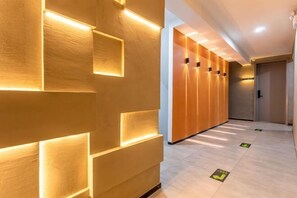 Interior - Xinzheng Xuanjuzi Hotel (Xias International College) (Xinzheng)