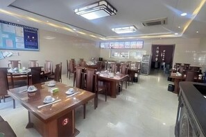 Restaurant - Jintaolai Hotel (Ejin Banner)