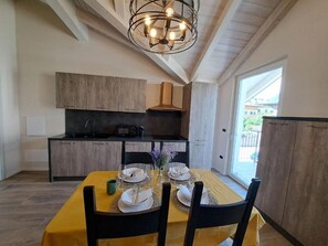 Fridge, microwave, stovetop, dishwasher - La via dei castelli Apartments - Valer (Tassullo)