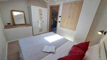 1 Schlafzimmer, Zimmersafe, Reisekinderbett, kostenloses WLAN