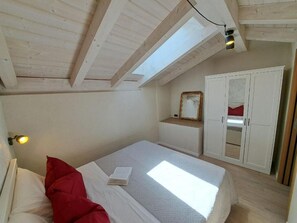 1 Schlafzimmer, Zimmersafe, Reisekinderbett, kostenloses WLAN