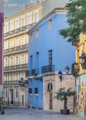 Exterior - Axel Hotel Valencia – Adults Only (Valencia)