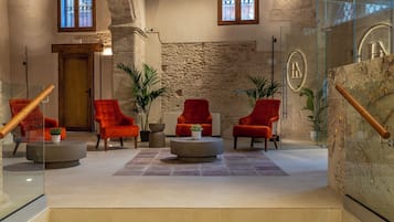 Sala de estar en el lobby