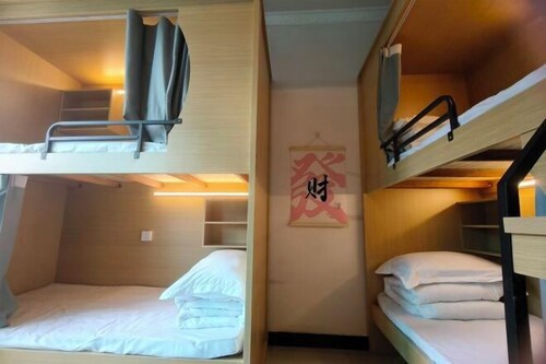 Kunshuo Hotel