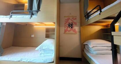 Kunshuo Hotel