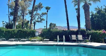 Desert Lily - 6 Pools, 2 Tennis Courts, 2 Patios