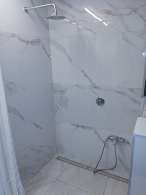 Apartment, 3 Bedrooms, Smoking, Balcony | Bathroom - Seafront Apartment With Sea View Yr11 (Thessaloniki)