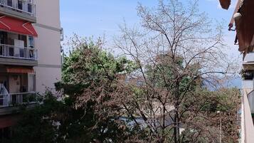 Apartamento, 3 quartos, para fumantes, sacada | Terraço/pátio