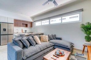 Smart TV - Pool | BBQ | Gym & Yoga at Tulum-Style Condo (Tulum)