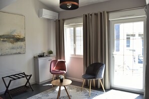 Superior Suite, Private Bathroom (Marie)