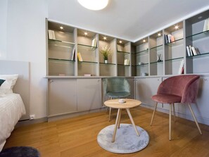 Comfort Suite, Private Bathroom (Hippolyte) | Miscellaneous