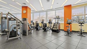 Fitness facility - Deluxe Studio, Ocean View, Premium Amenities (Sunny Isles Beach)