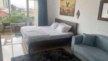 1 camera, una cassaforte in camera, Wi-Fi, lenzuola