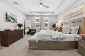 مكتب ومكواة/لوح كي وواي فاي مجانًا وملاءات أسرّة