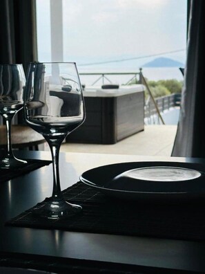 Dining - Saladi Beach House (Salanti)