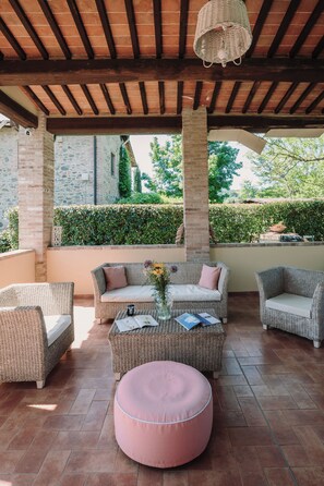 Terrace/patio - The Tuscan Barn (Montevarchi)