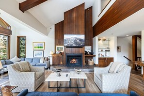 Smart TV, fireplace, foosball, stereo