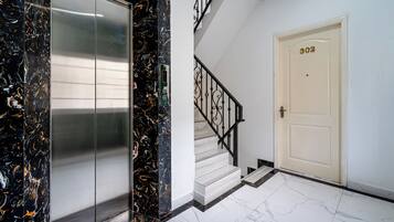 Elevator