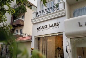 Front of property - Lotus Hotel (Ho Chi Minh City)