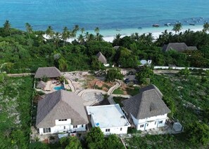 Front of property - Holiday Time Bungalows Zanzibar (Matemwe)