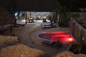 Piscine extérieure