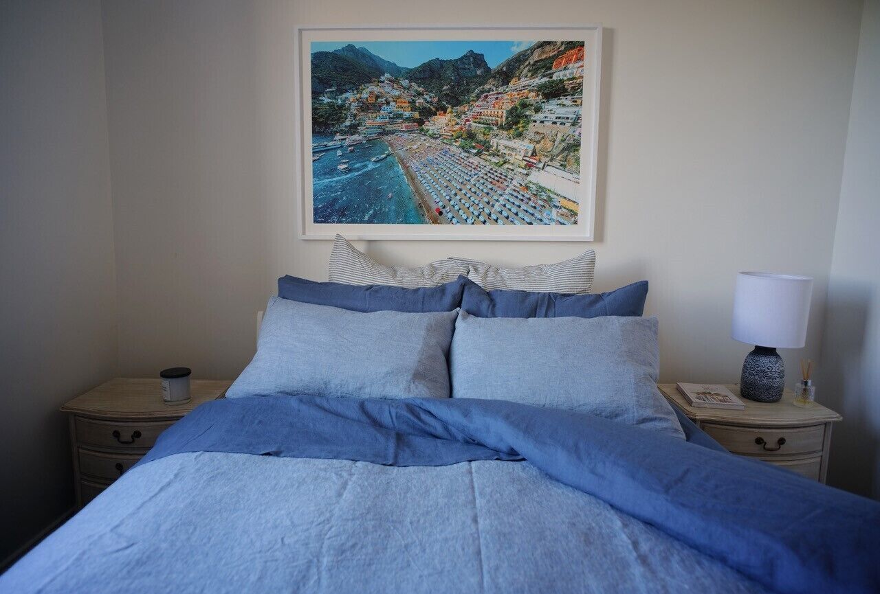 3 bedrooms, iron/ironing board, free WiFi, bed sheets