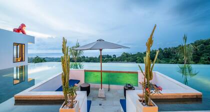 Panoramic 4BR Sea View Villa in Lovina