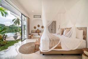 4 bedrooms, free WiFi, bed sheets - 2 Infinity Pools • Jungle Paradise • Luxury Ubud 4BR Villa (Ubud)