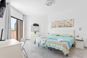 1 dormitorio, escritorio, tabla de planchar con plancha y wifi gratis