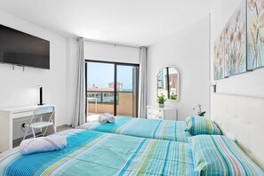 1 soverom, skrivebord, strykejern/-brett og wi-fi (inkludert)