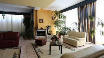 Lounge lobi