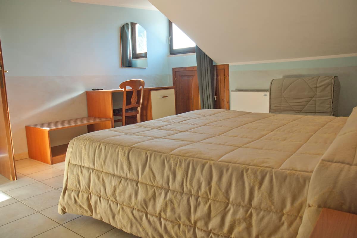 Classic Double or Twin Room | Free WiFi