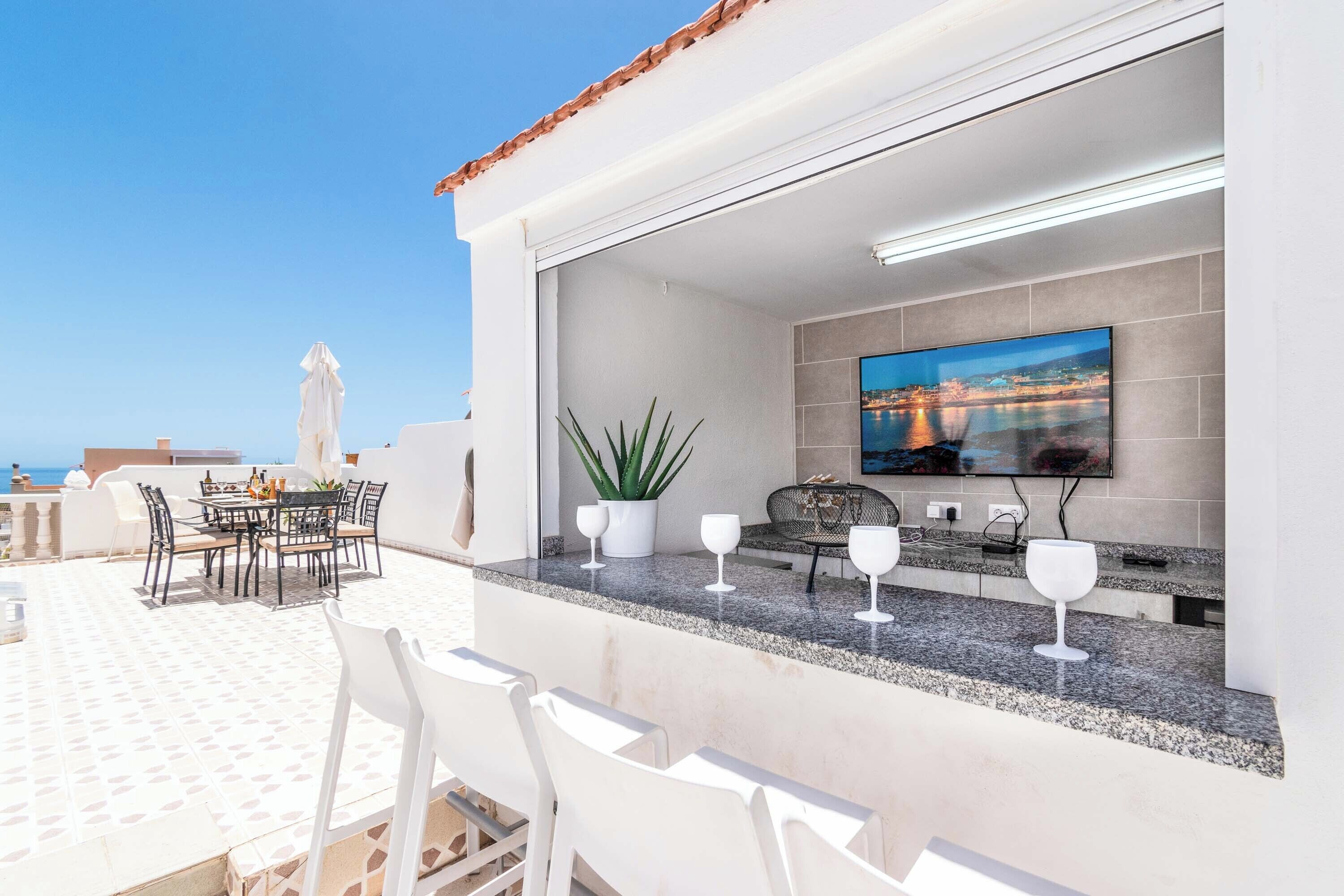 Villa (5 Bedrooms) | Exterior