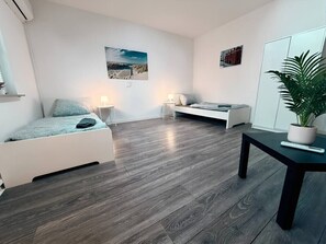 Iron/ironing board, WiFi, bed sheets - StadtHOUSE Bentheim – Viel Platz für Gruppen (Bad Bentheim)