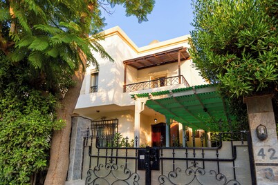 Host Prime Classic Villa At Rehab City