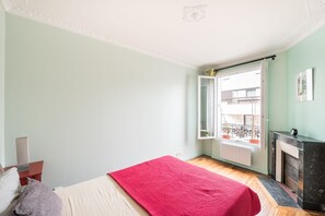 2 chambres, fer et planche à repasser, Wi-Fi, literie fournie
