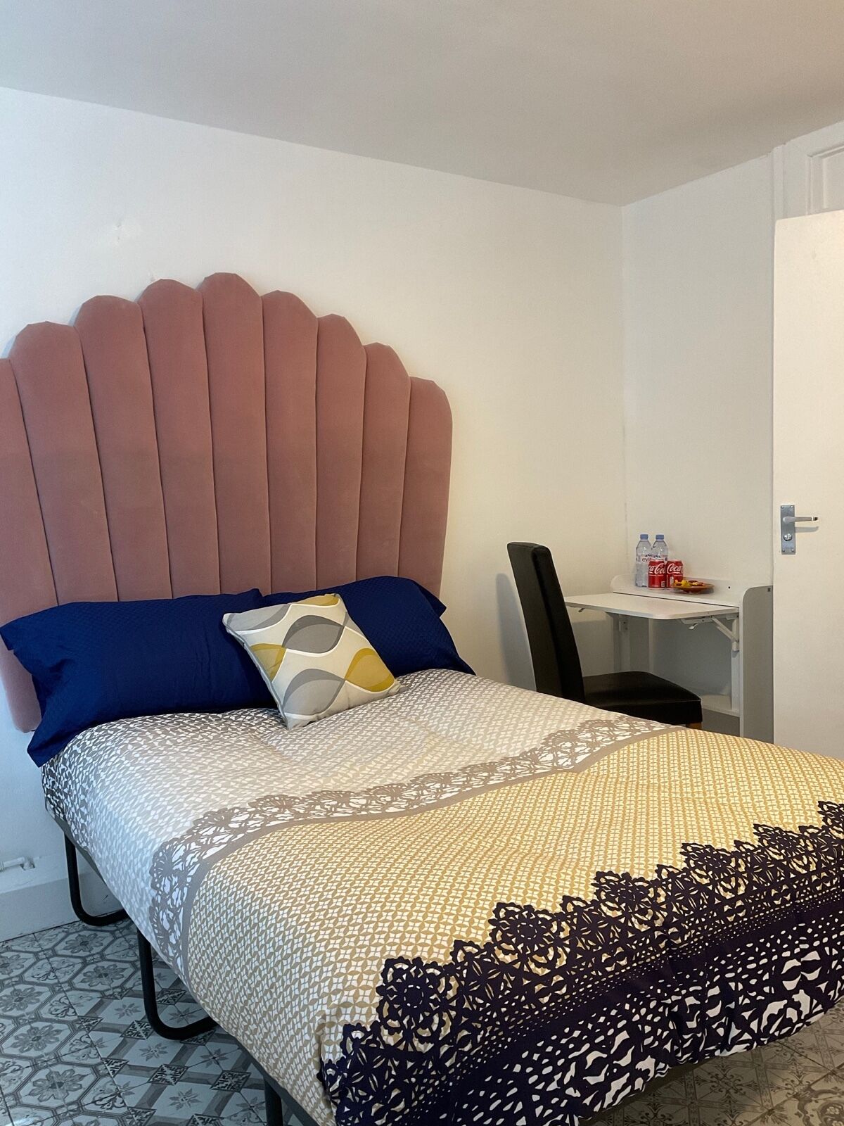 1 soverom, strykejern/-brett, wi-fi og sengetøy