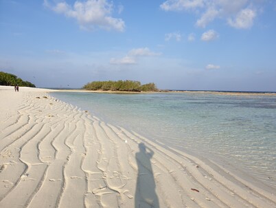 Dhigurah Tourist Hotel