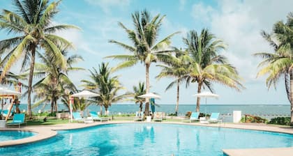Oceanfront Luxury Suite: A Caribbean Retreat w/ Premium Benefits, ALL-INCLUSIVE