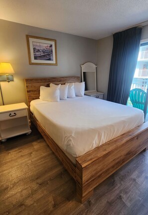 1 bedroom, iron/ironing board, WiFi - Oceanview Efficiency DW408 (Myrtle Beach)