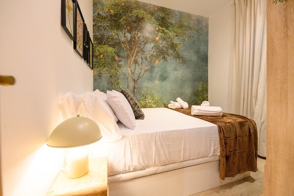 2 bedrooms, iron/ironing board, free WiFi