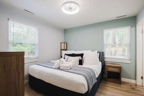 3 bedrooms - 1 Park Road - 3 Bedroom w/ New Pool! Near Coligny, Beach (Hilton Head Island)