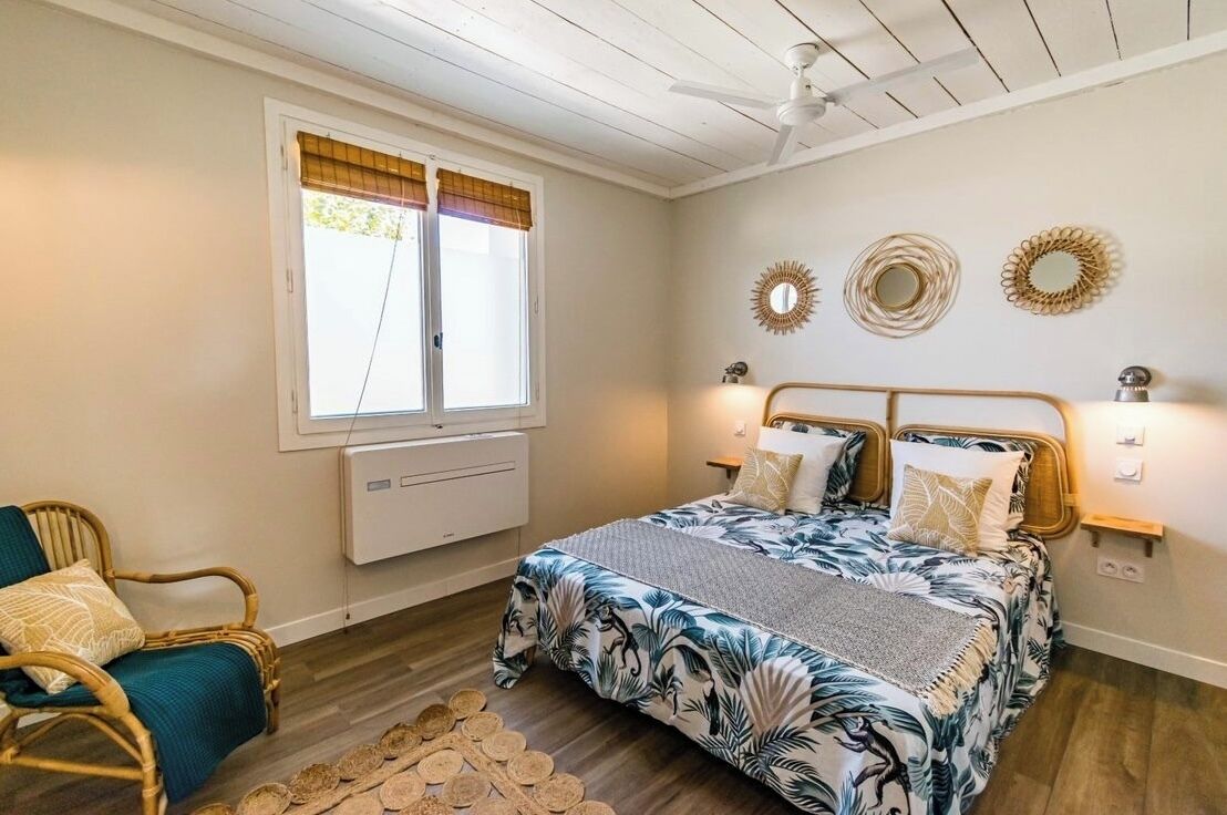 3 slaapkamers, een strijkplank/strijkijzer, wifi, beddengoed