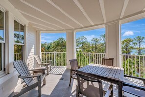 Outdoor dining - 3BR Bahia Condo ~ Sunset Views Included! (Miramar Beach)