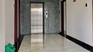 Sınıflandırılmamış resim, 32 üzerinden 5, düğme