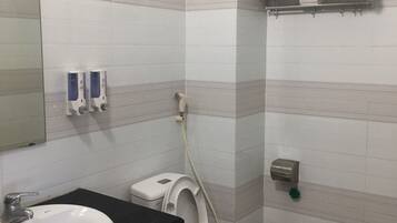 Standard Double Room, River View | Bathroom | Slippers